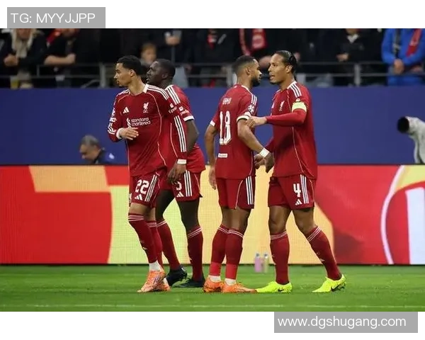 欧洲足坛风云再起：皇马、曼城、利物浦三巨头争夺布朗赫内斯，一场“内鬼”风波席卷安菲尔德？