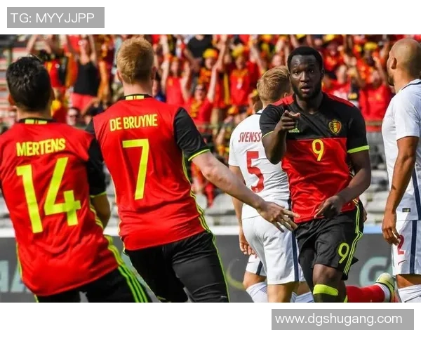 苏比进球,闪击回忆:当足球荣耀点燃历史的激情 苏比进球,闪击回忆:当足球荣耀点燃历史的激情